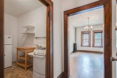 225 W 15Th St. Studio Apartment for Rent Photo Gallery 1